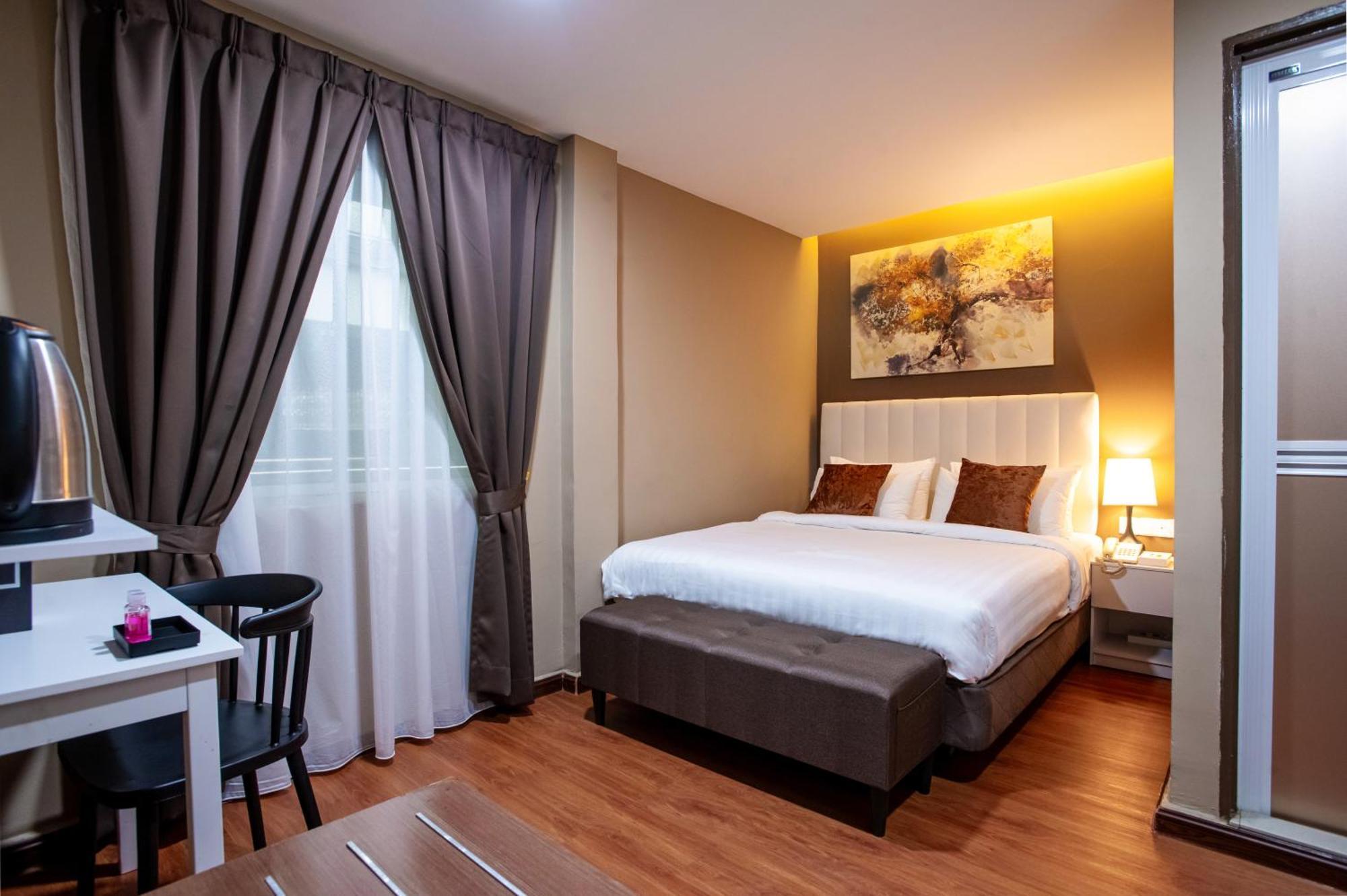 Raissa Boutique Hotel 2*